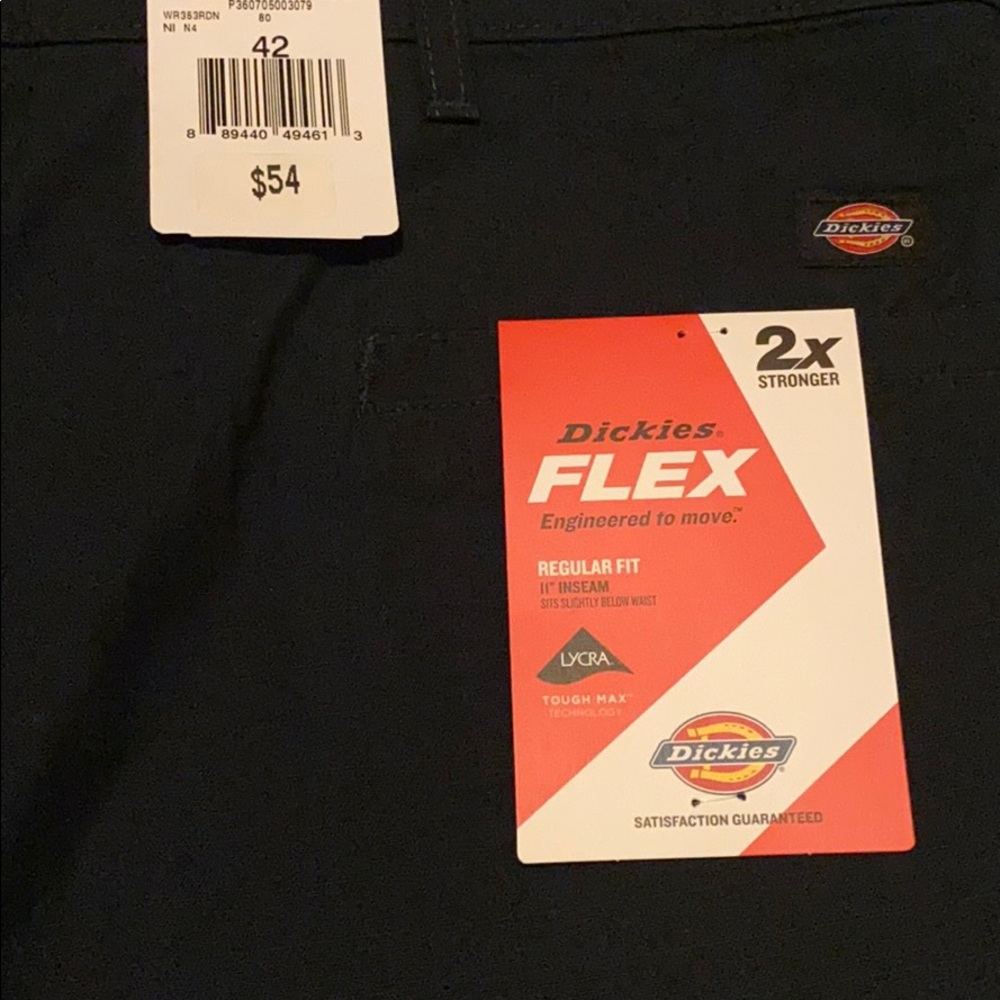 BNWT DICKIES FORCE FLEX SHORTS. - Picture 3 of 3